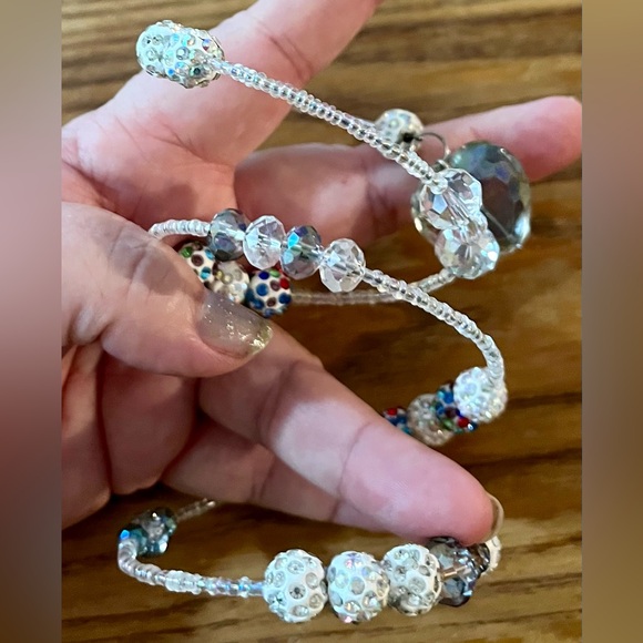 Handmade Spiral Wrap Bracelet Rhinestone Iridescent Beads & Crystal Heart Bangle - Picture 5 of 7